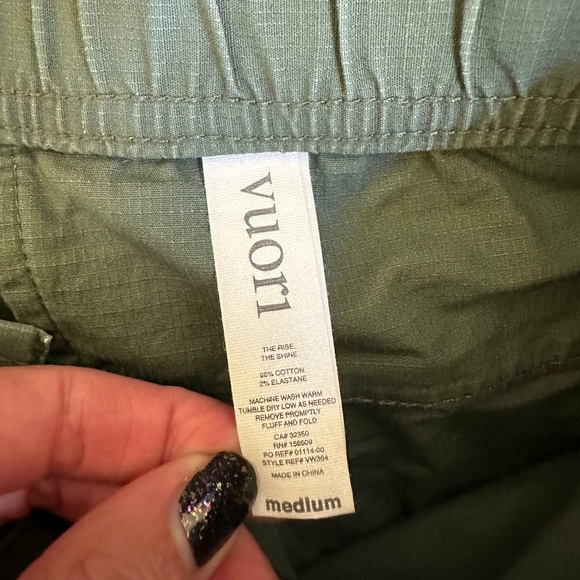 Vuori women's ripstop shorts - green - size medium - Picture 3 of 3